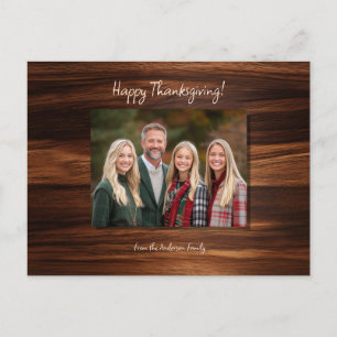 Cartão Postal De Festividades Foto de Família Minimalista em Madeira com Letra C