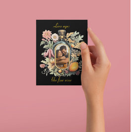 Cartão Postal De Festividades garrafa de vinho botânico, anos de amor como vinho