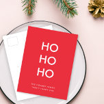 Cartão Postal De Festividades Ho Ho Ho | Red Christmas Modern Minimalist Simple<br><div class="desc">Cartaz de feriado simples e na moda,  "Ho Ho Ho",  em vermelho brilhante,  com uma tipografia moderna minimalista,  em branco,  que pode ser facilmente personalizado com a sua própria saudação,  nome de família e ano para uma estação festiva moderna!</div>