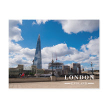 Horizonte de arranha-céus modernos em Londres