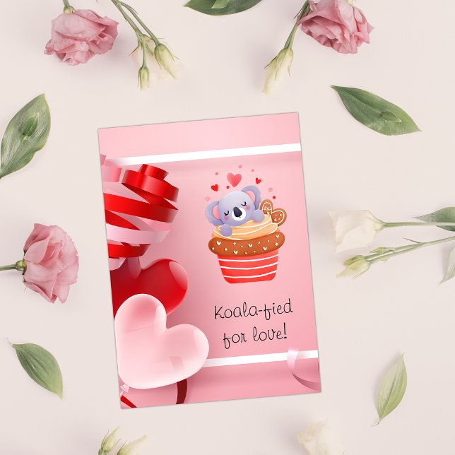 Cartão Postal De Festividades Koala giro no Dia de os namorados rosa Cupcake (Criador carregado)