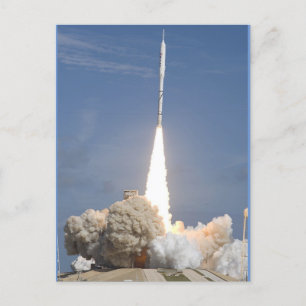 Cartão Postal De Festividades Lançamento de Foguete Espacial, Explosão