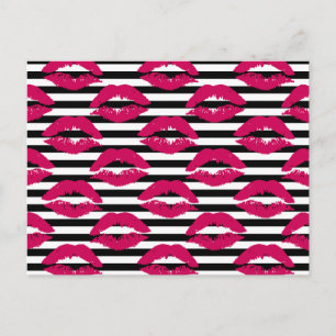 Cartão Postal De Festividades Lipstick Kiss B&W Striped Pattern