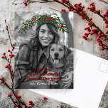 Cartão Postal De Festividades Maravilhoso Natal de FOTO PERSONALIZADO de Garland<br><div class="desc">Doce terra da coroa desenhando para desejar a alguém feriado feliz! Adicione sua própria foto! Clique em "personalizar" para editar o texto e adicionar sua própria foto ao lado frontal. Certifique-se de que esteja atrás das camadas. (se precisar de assistência, pode contactar o Zazzle help ou enviar-me uma mensagem) Também...</div>