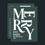 Cartão Postal De Festividades Natal verde moderno e simples<br><div class="desc">O moderno e mínimo tradicional retrorreflector da tipografia gráfica de vintage verde feliz cartão de Natal. Parte de uma coleção de feriados divertida.</div>