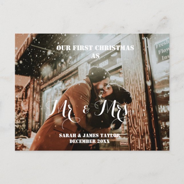 Cartão Postal De Festividades Nossa primeira foto de Natal, Sr. e Sra. Newlyweds (Frente)