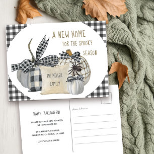 Cartão Postal De Festividades Nova Casa para o Halloween de Fazenda da Temporada