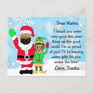Cartão Postal De Festividades Papai Noel étnico e elfo com máscaras faciais em c