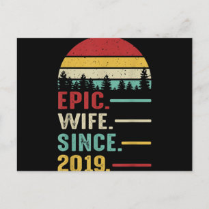 Cartão Postal De Festividades Presente de segundo de aniversário para sua espos