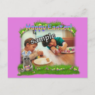 Cartão Postal De Festividades Quadro de Fotografias de Bandit da Páscoa Raccoon
