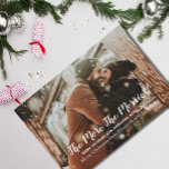 Cartão Postal De Festividades Quanto Mais A Gravidez Merrier<br><div class="desc">Quanto mais feliz for o anúncio de gravidez de Natal na foto minimalista. Modelo de foto via Pixabay licenciado sob CC0 e deve ser substituído por sua própria foto</div>