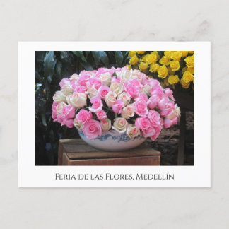 Cartão Postal De Festividades Rosas na Feria de las Flores em Medellín
