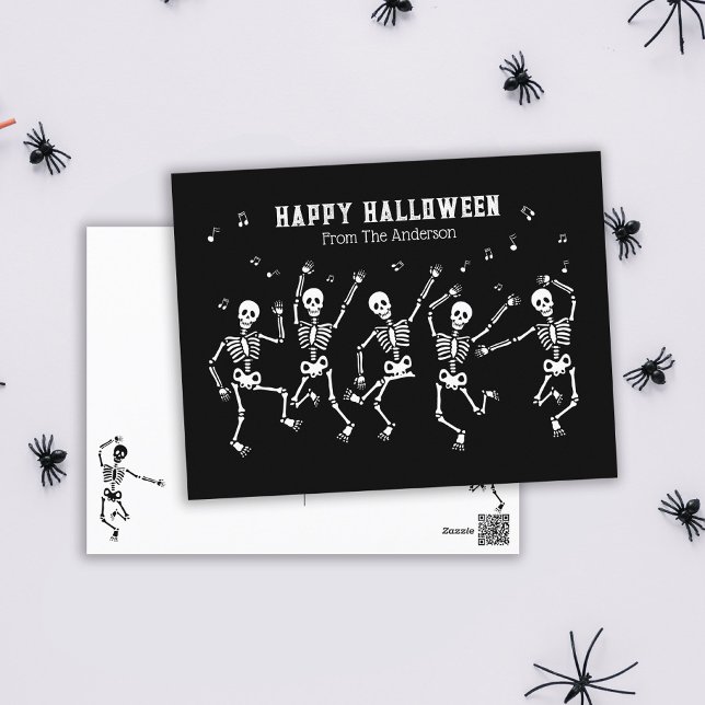 Cartão Postal De Festividades Skeletones Dançantes Engraçados No Halloween Preto (Criador carregado)