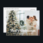 Cartão Postal De Festividades Tipografia botânica moderna e elegante<br><div class="desc">Cheio moderno sangrou foto elegante rústica,  crosta aquosa,  cor seca,  cor botânica,  cor mutada,  cor mutada,  cartão de Natal de Natal. Verde-sábio,  verde-caçador,  preto,  branco e castanho moderno na via colorida.</div>