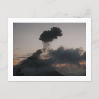 Cartão Postal De Festividades Vulkan Fuego in Guatemala