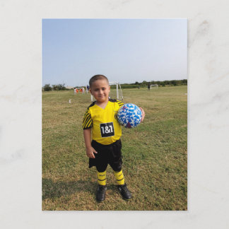 Cartão postal de futuro astro do futebol