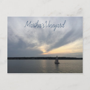 Cartão postal de Martha's Vineyard com veleiro