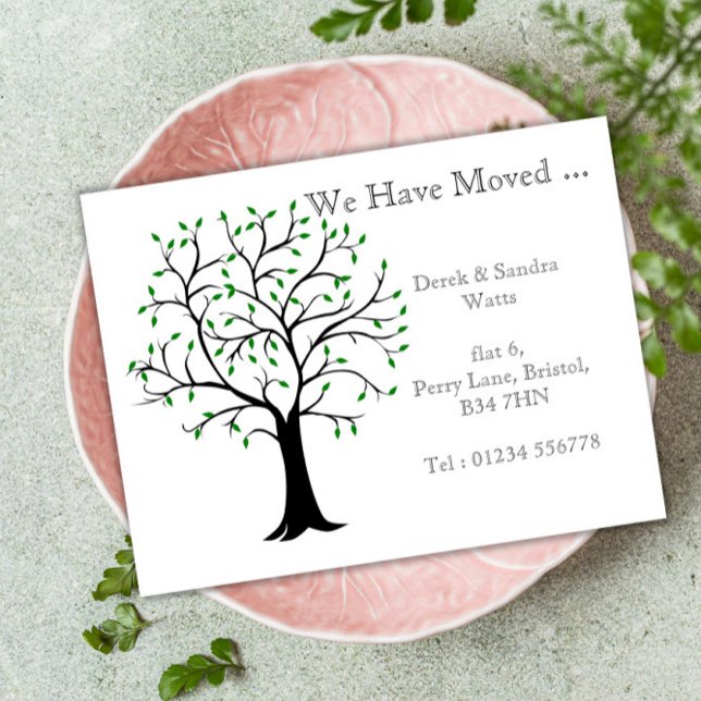 Cartão postal de mudança de endereço nós nos mudam (Criador carregado)