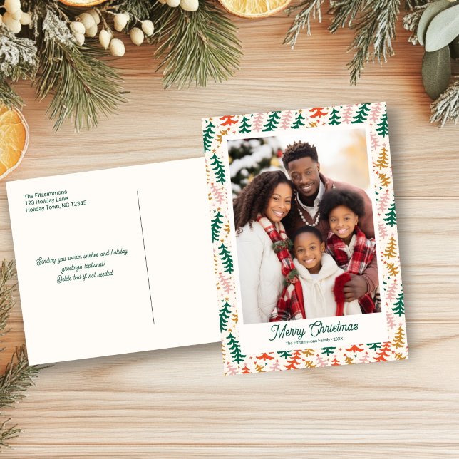 Cartão postal de Natal Retroativo (Retro Christmas Trees Holiday Postcard)