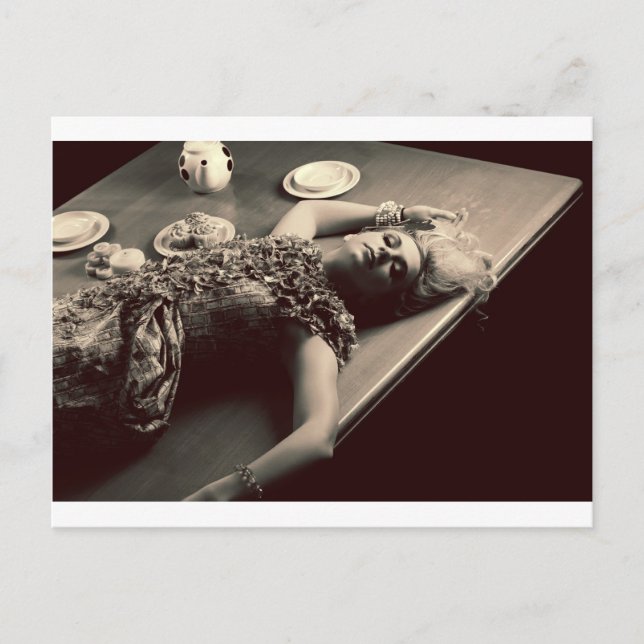 Cartão Postal Depois da festa do chá (Frente)