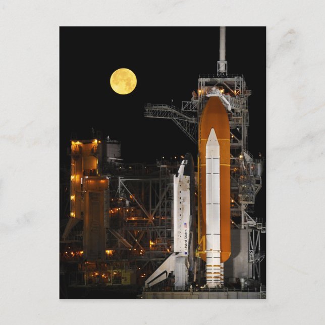 Cartão Postal Descoberta de Shuttle Espacial da NASA sob uma lua (Frente)