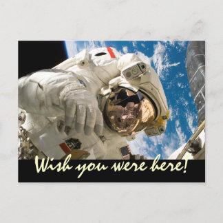 Cartão Postal Desejamos Que Você Estivesse Aqui Astronauta Viage