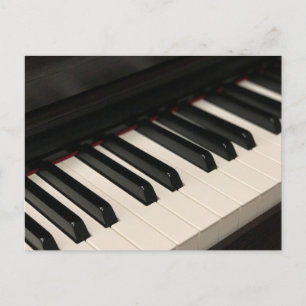 Cartão Postal Design de Piano Legal