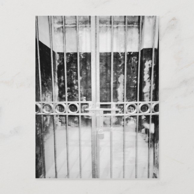 Cartão Postal Detalhe da Célula Penitenciária de Hanoi Vietnam (Frente)