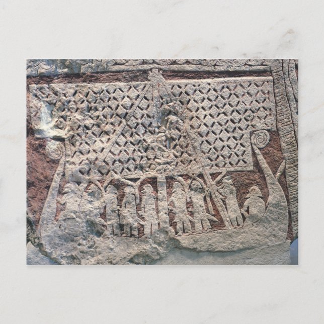 Cartão Postal Detalhe de uma pedra de imagem representando um Vi (Frente)