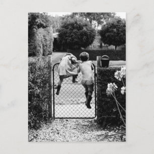 Cartão Postal Deux enfants s'échappent