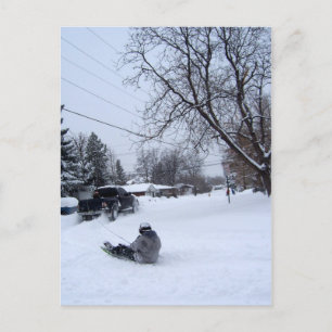 Cartão Postal diversão de inverno com entubação