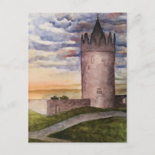 Cartão postal do castelo irlandês e da paisagem