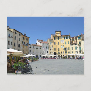 Cartão postal do Piazza dell'Anfiteatro em Lucca, 