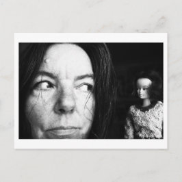 Cartão Postal Doll Portrait - Whisper