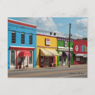 Cartão postal dos edifícios coloridos brilhantes