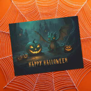 Cartão Postal Dragão Bonito do Halloween com Bombeiros Assustado