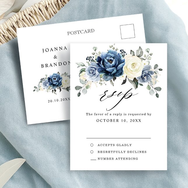 Cartão Postal Dusty Blue Marinho Champagne Casamento de marfim R (Dusty Blue Navy Champagne Ivory Wedding RSVP Postcard)