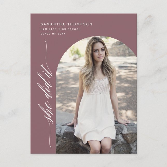 Cartão Postal Dusty Purple Ela Fez Um Posto Fotográfico De Gradu (Frente)