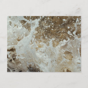 Cartão Postal Dynamic Ocean Wave Crash and Sea Foam Texture at R