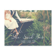 Ela disse sim, tipografia elegante em branco