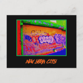 Cartão Postal 'Electric Graffiti Gates'