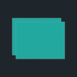 Cartão Postal Eleve seu Design com um fundo verde<br><div class="desc">Melhore seu design gráfico com um fundo verde e uma borda branca para um aspecto minimalista,  criativo e elegante. Explore o contraste de cores para um toque moderno</div>