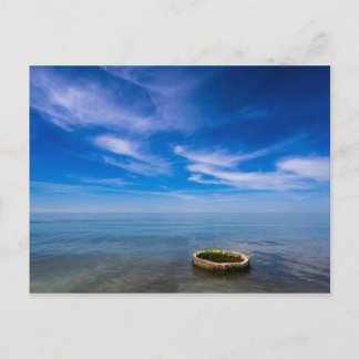 Cartão Postal Em terra, no mar Báltico