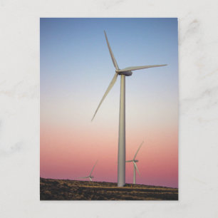 Cartão Postal Energia eólica Fazenda em Dusk