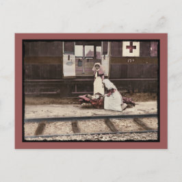 Cartão Postal Enfermeiros e feridos na estação de trem