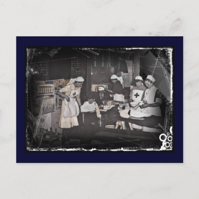 Cartão Postal Enfermeiros-soldados na estação de primeiros socor (Frente)