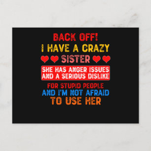 Cartão Postal Engraçado Irmã Dizendo