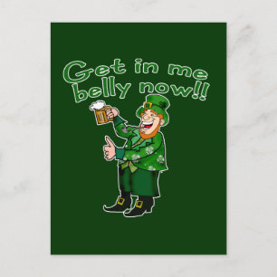 Cartão Postal Engraçado Leprechaun e Beer Tshirt para Ruas.