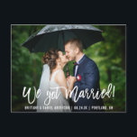 Cartão Postal Escoteiro Moderno De Escovas Nos Casamos Foto<br><div class="desc">Cartão-postal do Anúncio de Elopement Casado com o Script de Pincel Moderno</div>