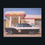 Cartão Postal Estação de Serviço de Carro Clássico da Patrulha B<br><div class="desc">Olá! Espero que goste desta foto que eu capturei nas minhas viagens. Sinta-se livre para adicionar seu próprio texto! Procure mais no meu compro.</div>